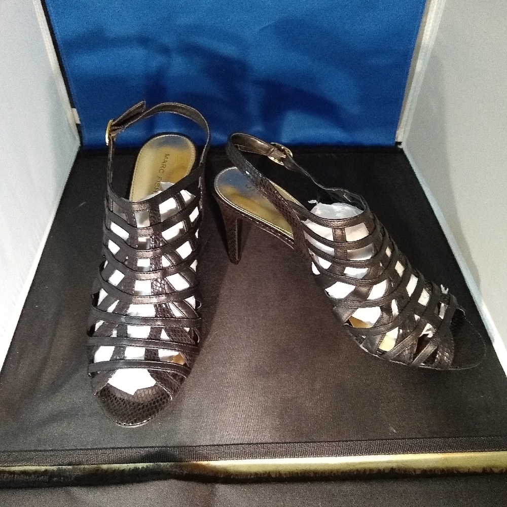 Women's shoes